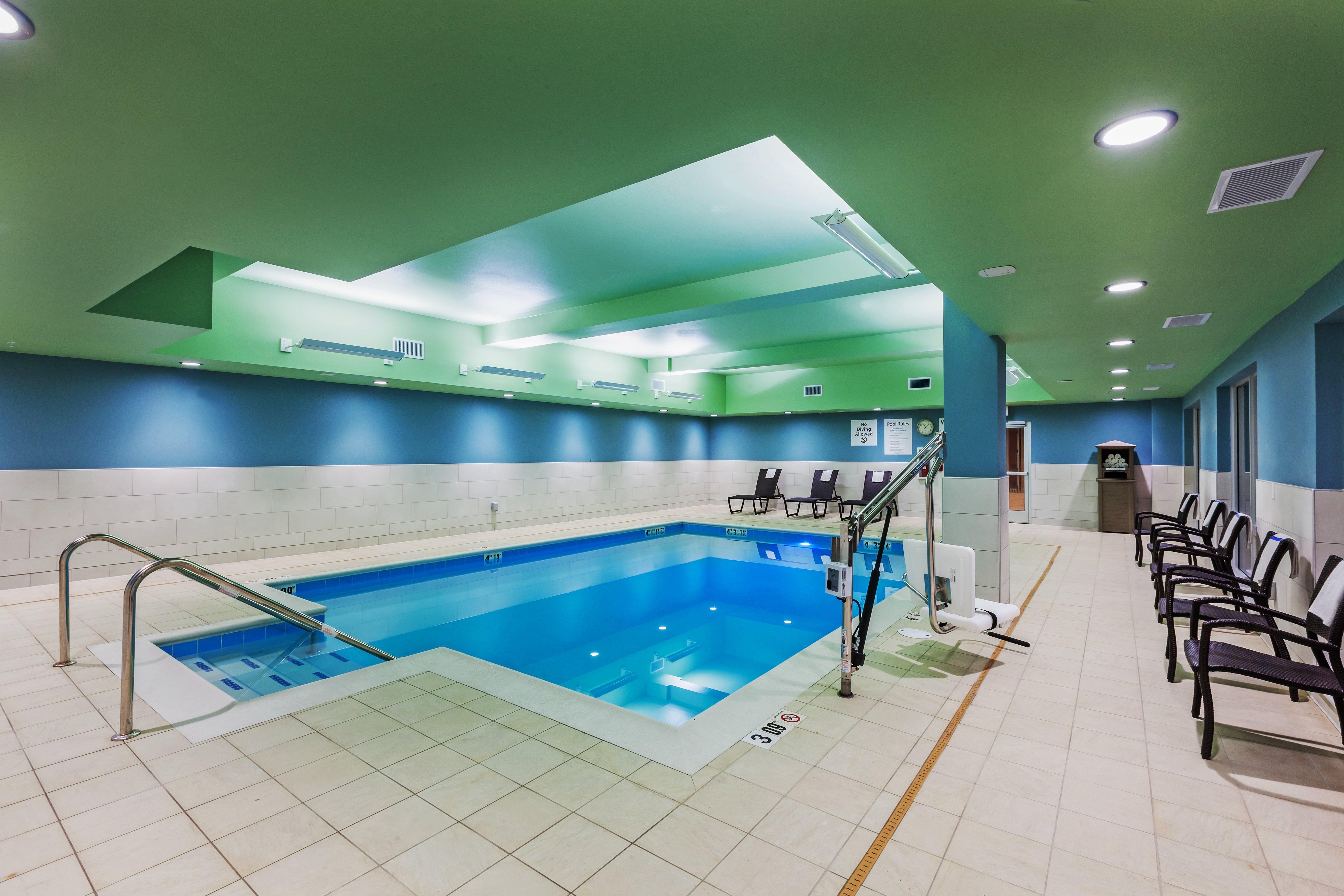 Holiday Inn Express And Suites Chanute By Ihg Kültér fotó