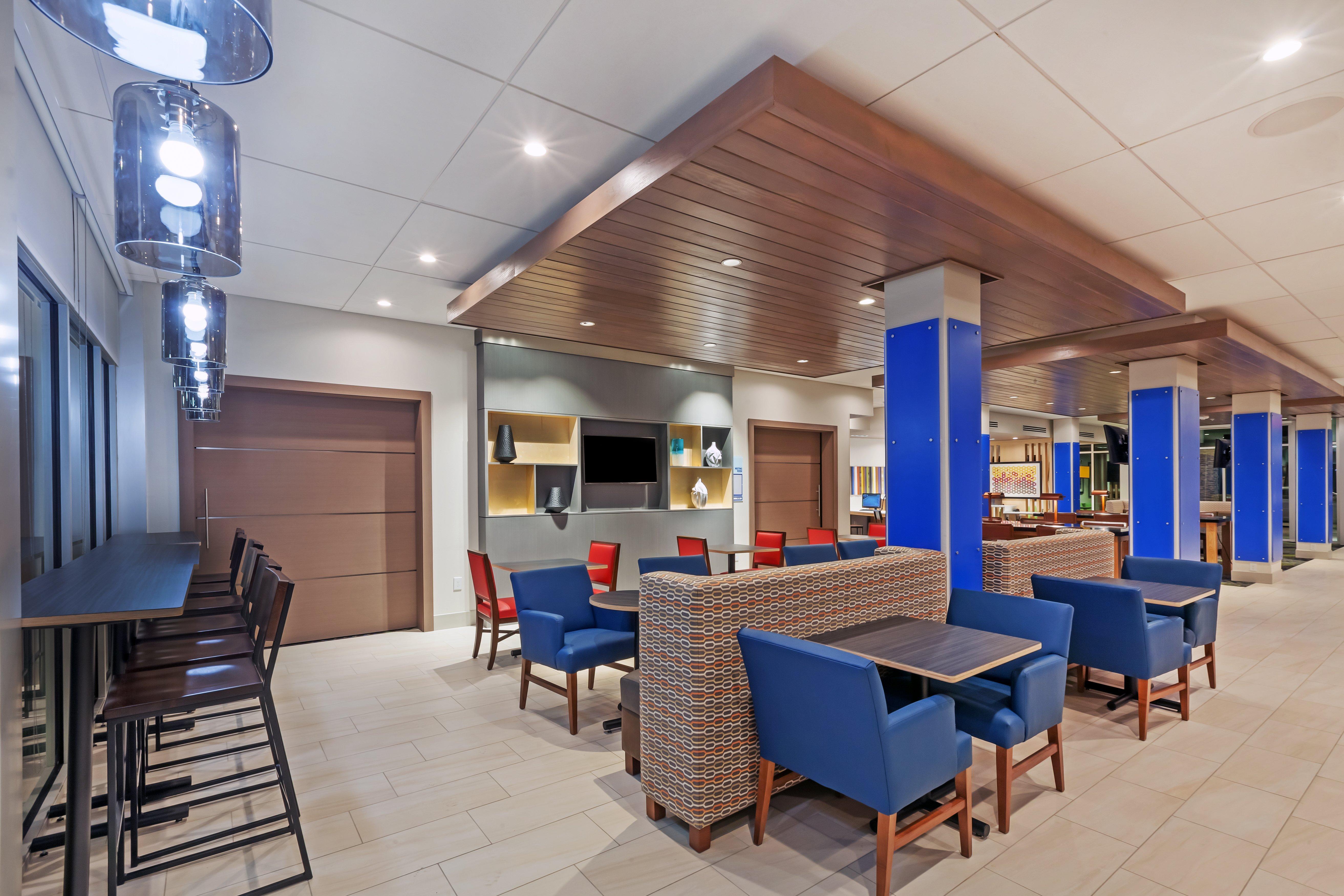 Holiday Inn Express And Suites Chanute By Ihg Kültér fotó